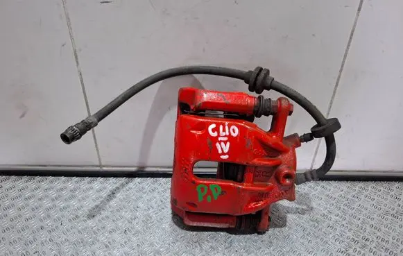 Renault Clio IV Front brake caliper