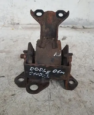 Dodge Caliber Engine mount bracket