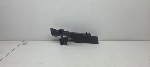 Audi A4 S4 B7 8E 8H Other engine bay part 8E1837349