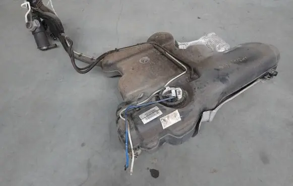 Volkswagen New Beetle Fuel tank 1J0201085K 1C0201021ED 1J0919051H