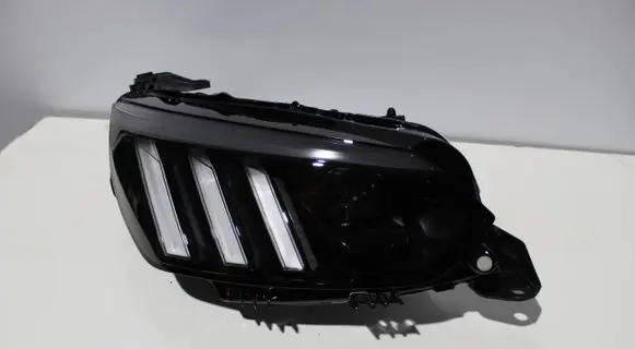 Peugeot 208 Headlight/headlamp 9841641980