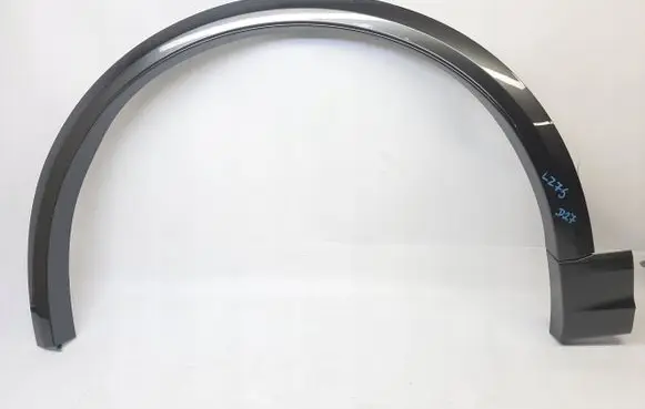 Audi Q8 Front arch trim 4M8853717M
