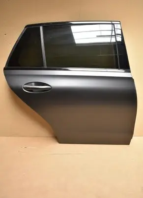 Mercedes-Benz C W206 Rear door
