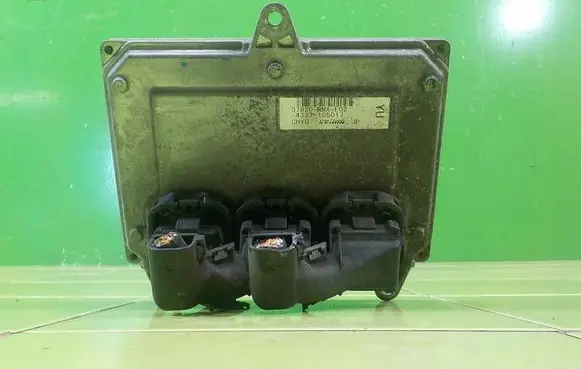 Honda Civic Engine control unit/module 37820RMXE02 UP188