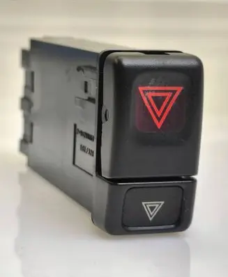 Volvo 850 Hazard light switch 9125204 95W45B