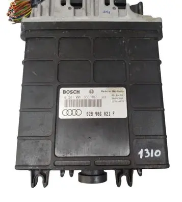 Volkswagen Golf III Engine control unit/module 028906021F 0281001366 0281001367