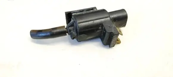 Mazda 121 Turbo solenoid valve K5T43171 FE65A