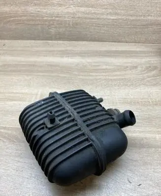 Audi A4 S4 B6 8E 8H Vacuum air tank 8E0129955