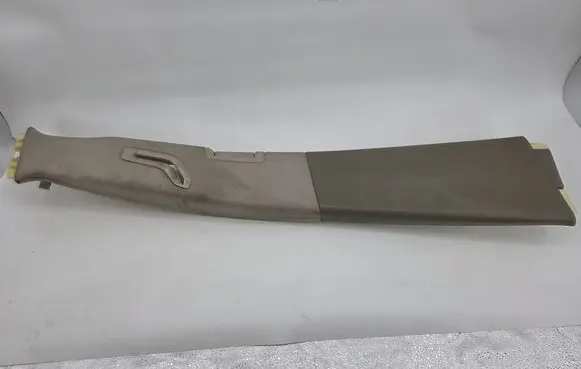 Volvo XC90 (C) pillar trim 
