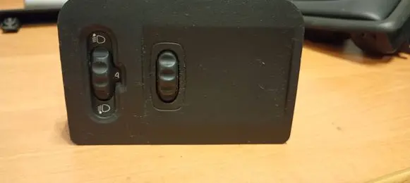 Renault Clio II Headlight level height control switch 8200060042 8200069069
