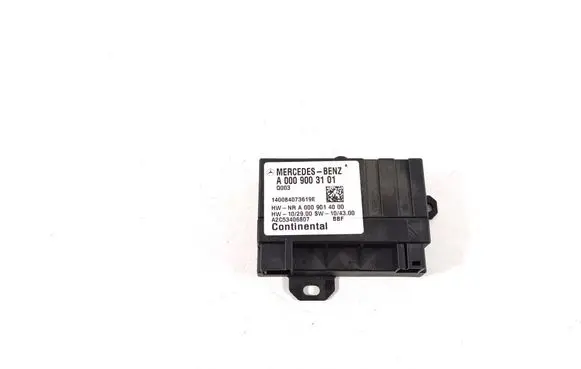 Mercedes-Benz E W212 Fuel injection pump control unit/module A0009003101