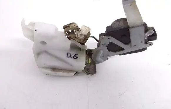 Mitsubishi Pajero Pinin Rear door lock