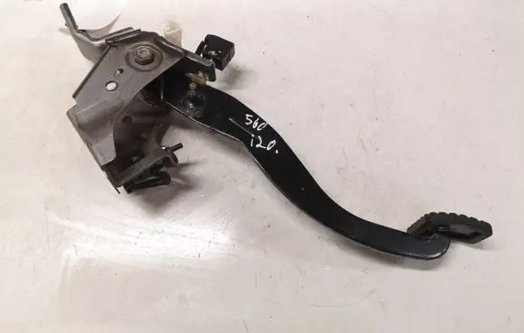 Clutch pedal