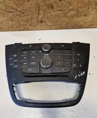 Head unit multimedia control