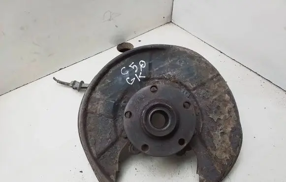 Audi A6 S6 C5 4B Rear wheel hub