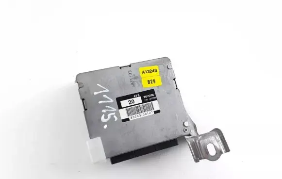 Lexus GS 300 350 430 450H Suspension control unit/module 8924330121
