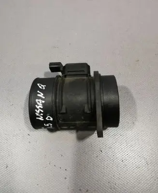 Nissan Qashqai Mass air flow meter 8200651315 H8200655623
