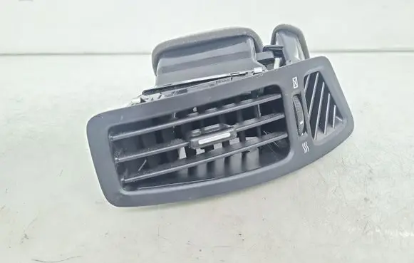 KIA Ceed Dashboard side air vent grill/cover trim 974901H000