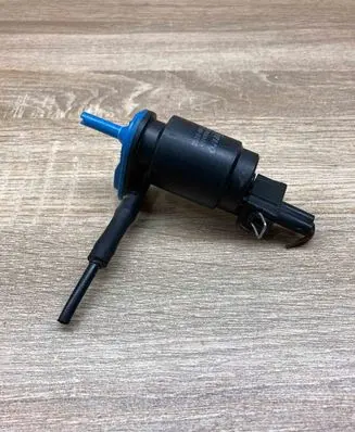 Opel Astra G Windscreen/windshield washer pump 10080202 357972752 WITHPLUG