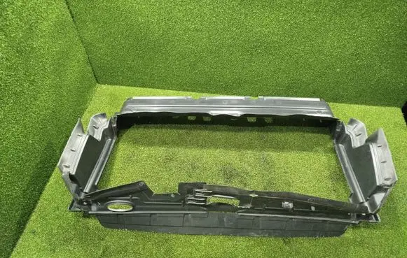 Renault Trafic III (X82) Intercooler air guide/duct channel 214763488R 93866585