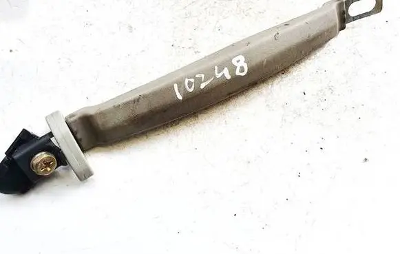 Hyundai Trajet Rear interior roof grab handle