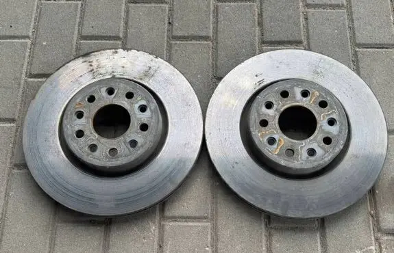 Jeep Grand Cherokee WL Front brake disc