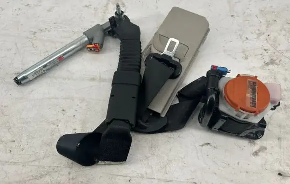 Nissan Qashqai Front seatbelt 868844EA2A