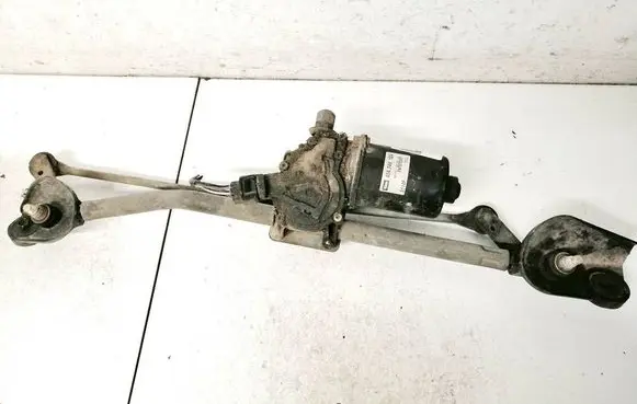 Front wiper linkage and motor