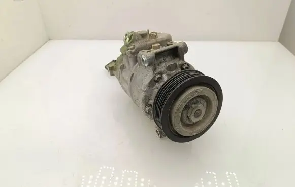 Volkswagen Transporter - Caravelle T5 Air conditioning (A/C) compressor (pump) 7E0820803G 4471506900 6SEU14C