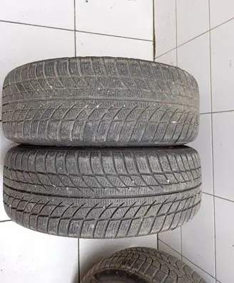 Audi A4 S4 B7 8E 8H R16 winter tire 20555R16 Trazzano