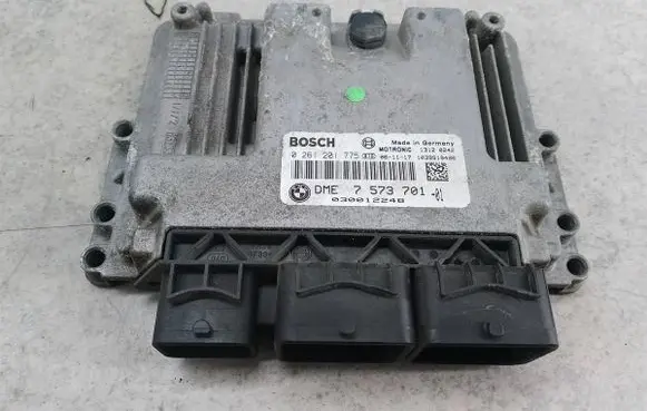 Mini One - Cooper Coupe R56 Engine control unit/module ECU 7573701