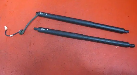 Tesla Model Y Tailgate strut 150060100A 150060200A