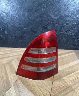 Mercedes-Benz C W203 Rear/tail lights