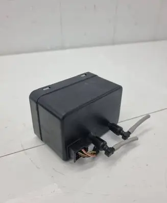 Mercedes-Benz E W211 Central locking vacuum pump 0008002548