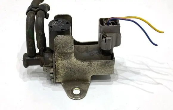 Honda CR-V Fuel pressure regulator 1397000870