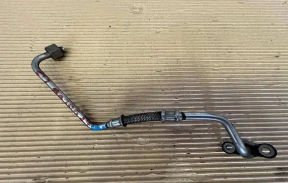 Volkswagen II LT Turbo turbocharger oiling pipe/hose 074145771