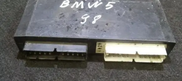 BMW 5 E39 Other control units/modules 61361379 61.35-1.379741