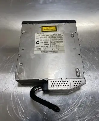 BMW 5 E60 E61 CD/DVD changer 6956939