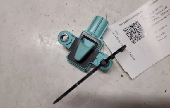 Audi A4 S4 B8 8K Airbag deployment crash/impact sensor 8K0955557C