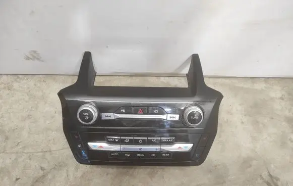 Ford Explorer VI Radio/CD/DVD/GPS head unit LB5BS044K30 LB5T18C612EG
