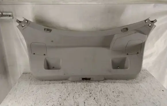 Renault Laguna III Tailgate/boot cover trim set 909000001R