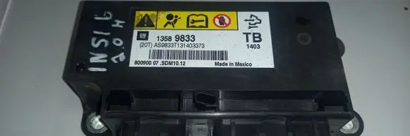 Opel Insignia A Airbag control unit/module 13589833