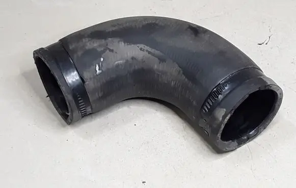 Nissan Primera Intercooler hose/pipe
