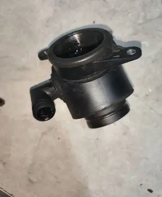 Intake resonator