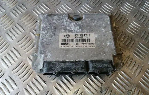 Volkswagen Golf IV Engine control unit/module 038906018D 0281001611