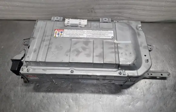 Toyota Yaris Hybrid / electric car battery G928052030