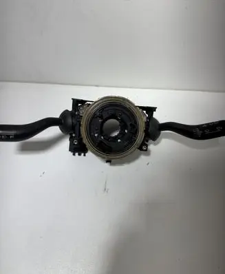 Volkswagen Touareg I Indicator stalk