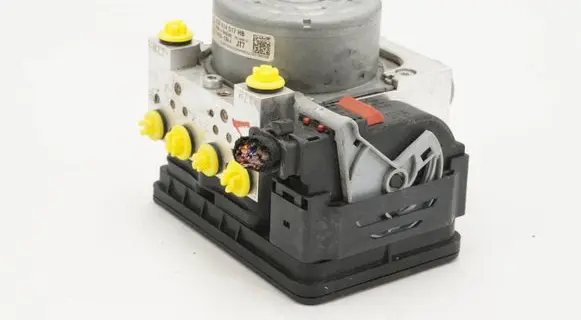 Volkswagen PASSAT B8 ABS Pump 5Q0614517HB