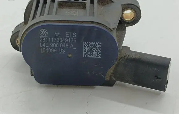 Seat Ateca Camshaft vanos timing valve 04E906048A