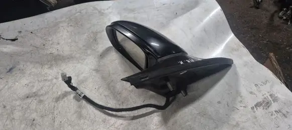 Mercedes-Benz R W251 Front door electric wing mirror 411233
